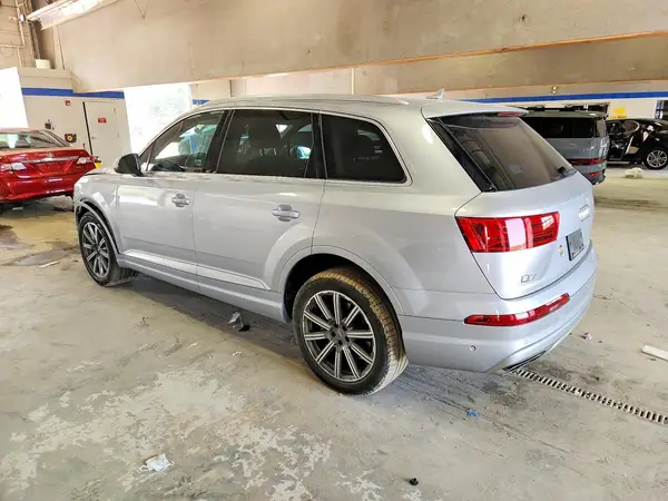 WA1LHAF77KD021627 2019 AUDI Q7 - Image 2