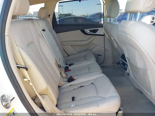 WA1LHAF77KD026200 2019 AUDI Q7 - Image 8