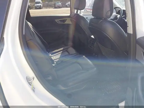 WA1LHAF77KD027802 2019 AUDI Q7 - Image 8