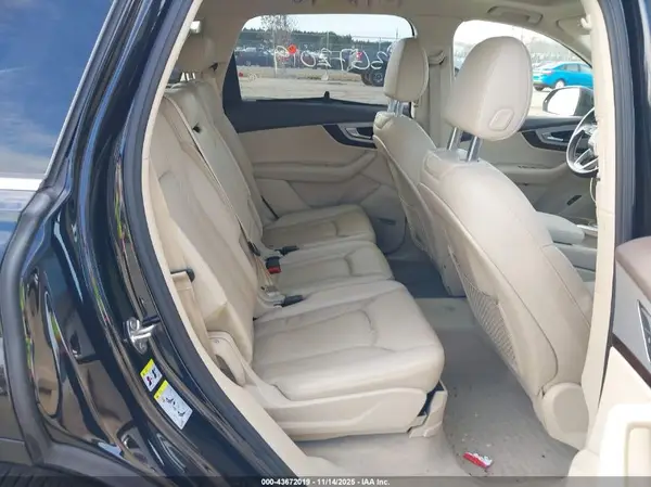 WA1LHAF77KD030294 2019 AUDI Q7 - Image 8