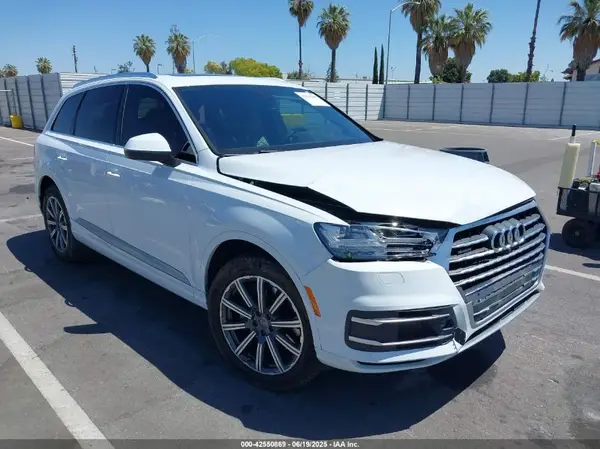 WA1LHAF77KD031333 2019 AUDI Q7 - Image 1