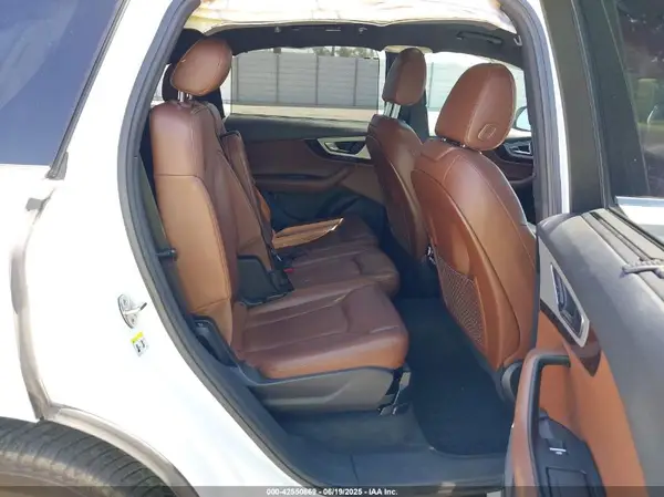 WA1LHAF77KD031333 2019 AUDI Q7 - Image 8