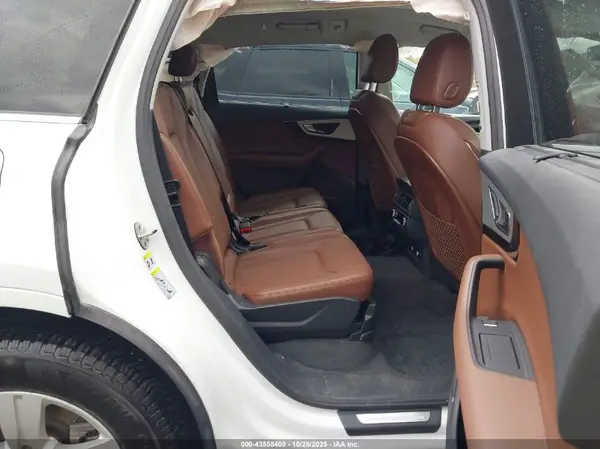 WA1LHAF77KD037116 2019 AUDI Q7 - Image 8