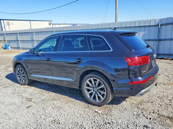 WA1LHAF77KD043000 2019 AUDI Q7 - Image 2