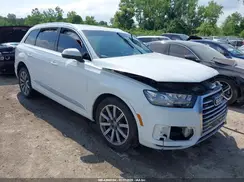 WA1LHAF77KD046463 2019 AUDI Q7
