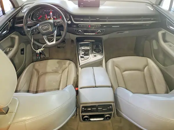 WA1LHAF78HD036162 2017 AUDI Q7 - Image 8
