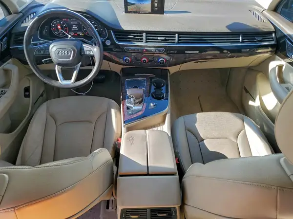 WA1LHAF78HD053317 2017 AUDI Q7 - Image 8