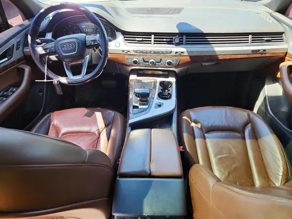 WA1LHAF78HD055102 2017 AUDI Q7 - Image 8