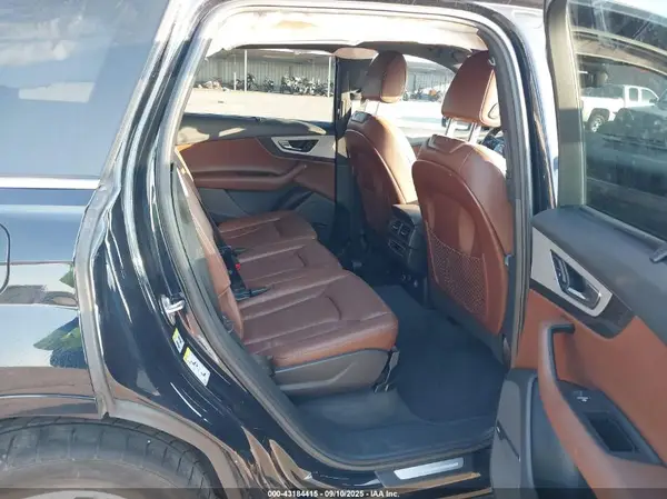 WA1LHAF78JD002941 2018 AUDI Q7 - Image 8