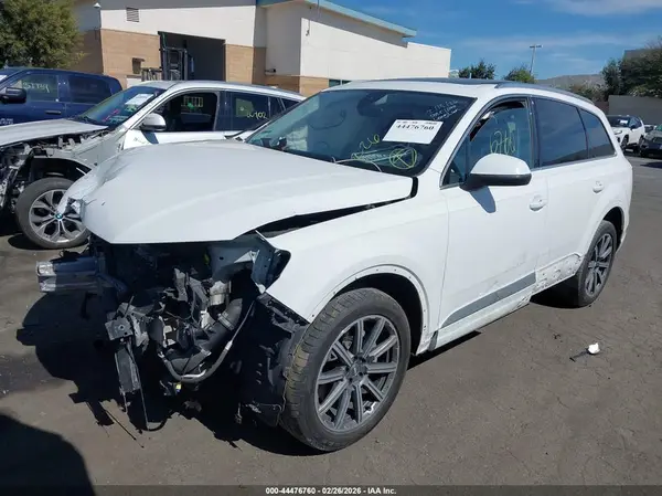 WA1LHAF78JD013552 2018 AUDI Q7 - Image 2