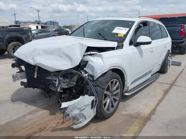 WA1LHAF78JD016855 2018 AUDI Q7 - Image 2