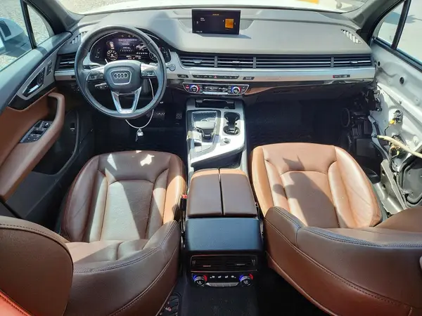 WA1LHAF78JD026267 2018 AUDI Q7 - Image 8