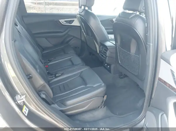 WA1LHAF78JD033266 2018 AUDI Q7 - Image 8