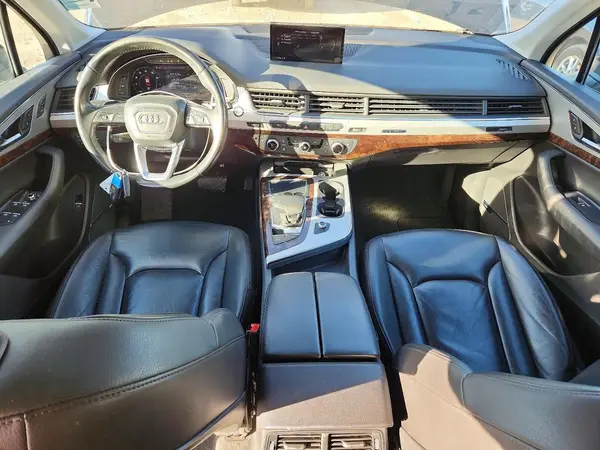 WA1LHAF78JD037558 2018 AUDI Q7 - Image 8
