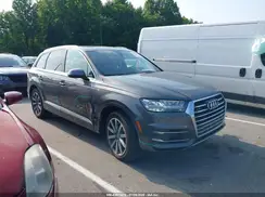WA1LHAF78JD043232 2018 AUDI Q7