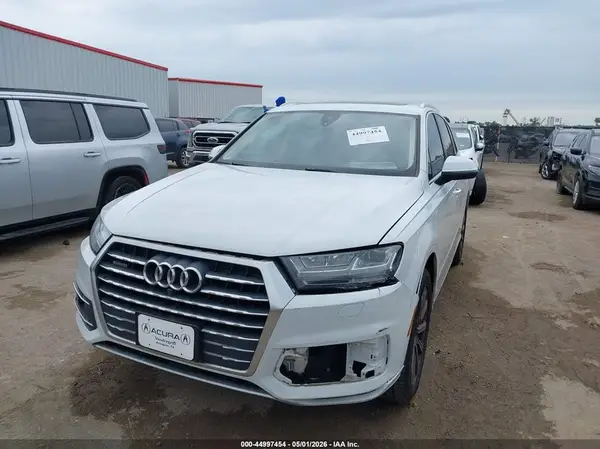 WA1LHAF78JD050780 2018 AUDI Q7 - Image 2