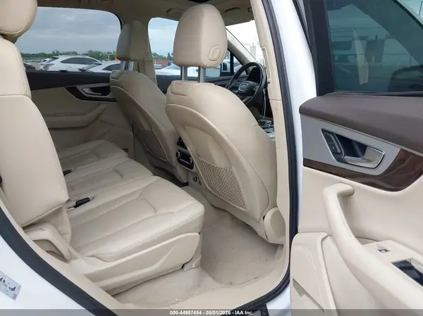 WA1LHAF78JD050780 2018 AUDI Q7 - Image 8