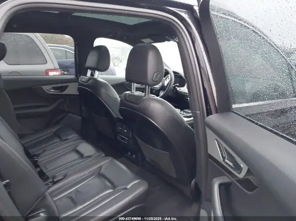 WA1LHAF78KD019014 2019 AUDI Q7 - Image 8