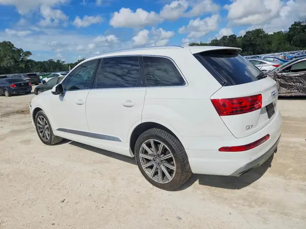 WA1LHAF78KD034337 2019 AUDI Q7 - Image 2