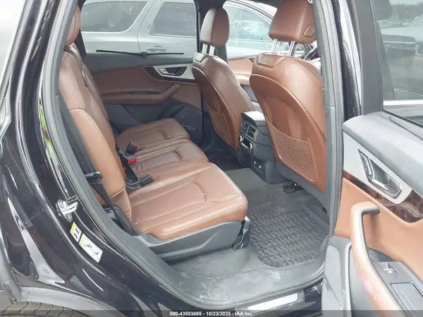 WA1LHAF78KD038551 2019 AUDI Q7 - Image 8