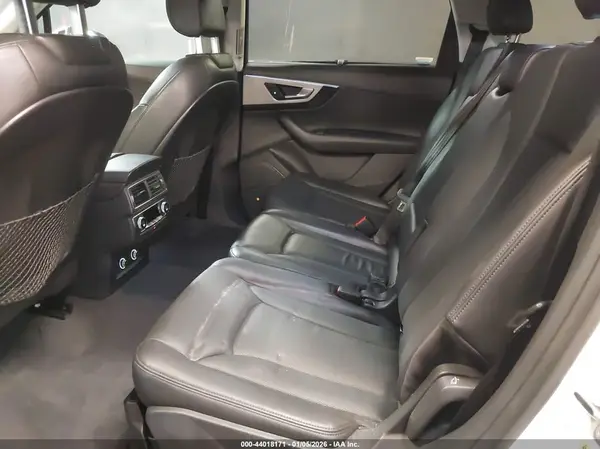 WA1LHAF78KD045175 2019 AUDI Q7 - Image 8