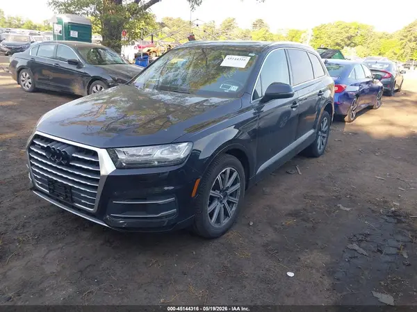WA1LHAF78KD046536 2019 AUDI Q7 - Image 2