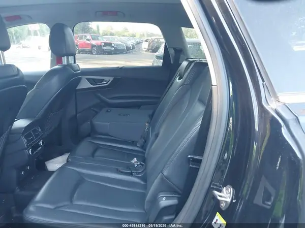 WA1LHAF78KD046536 2019 AUDI Q7 - Image 8