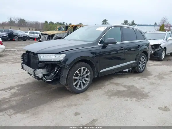 WA1LHAF78KD047847 2019 AUDI Q7 - Image 2