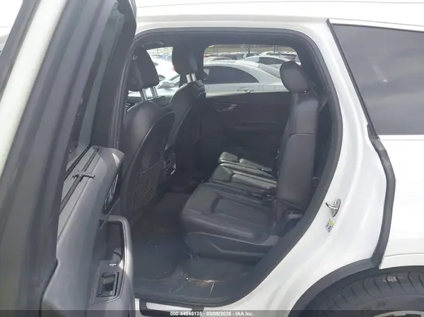 WA1LHAF79HD048501 2017 AUDI Q7 - Image 8