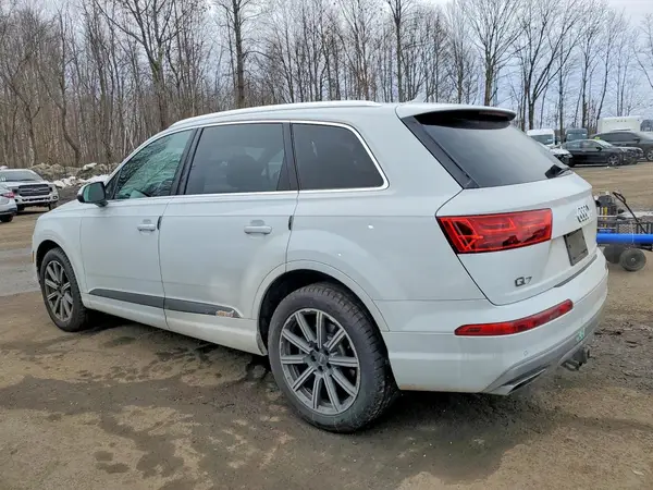WA1LHAF79JD001555 2018 AUDI Q7 - Image 2