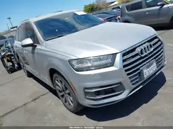 WA1LHAF79JD001751 2018 AUDI Q7
