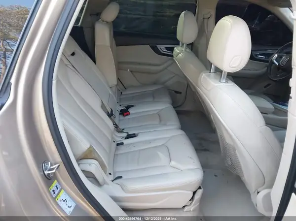WA1LHAF79JD002575 2018 AUDI Q7 - Image 8