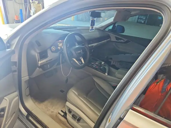 WA1LHAF79JD010143 2018 AUDI Q7 - Image 8