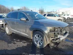 WA1LHAF79JD015391 2018 AUDI Q7