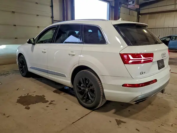 WA1LHAF79JD031736 2018 AUDI Q7 - Image 2