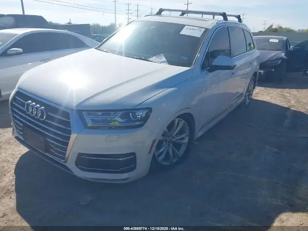 WA1LHAF79JD035141 2018 AUDI Q7 - Image 2