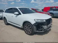 WA1LHAF79KD022861 2019 AUDI Q7