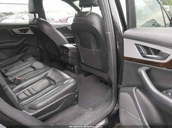 WA1LHAF79KD025677 2019 AUDI Q7 - Image 8