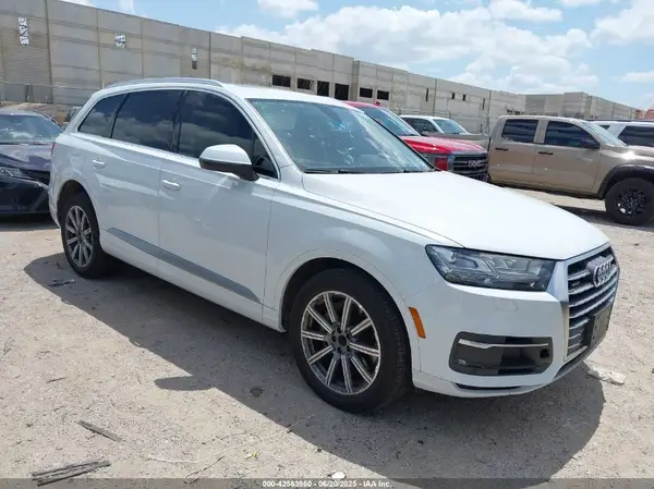 WA1LHAF79KD025758 2019 AUDI Q7 - Image 1