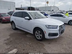 WA1LHAF79KD030751 2019 AUDI Q7
