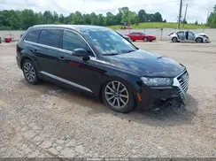 WA1LHAF7XHD040259 2017 AUDI Q7
