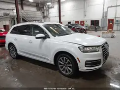 WA1LHAF7XHD042884 2017 AUDI Q7