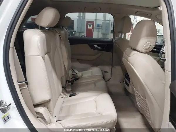 WA1LHAF7XHD042884 2017 AUDI Q7 - Image 8