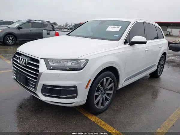 WA1LHAF7XHD051519 2017 AUDI Q7 - Image 2