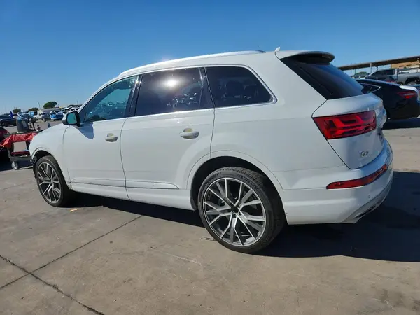 WA1LHAF7XHD059832 2017 AUDI Q7 - Image 2