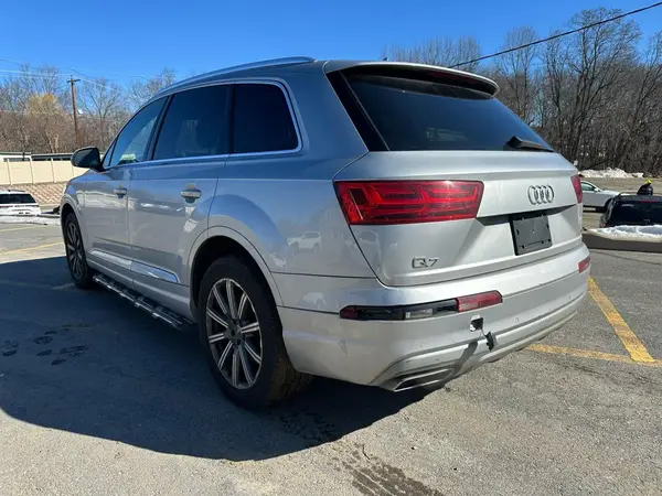 WA1LHAF7XJD004318 2018 AUDI Q7 - Image 2