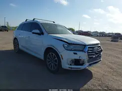 WA1LHAF7XJD013875 2018 AUDI Q7