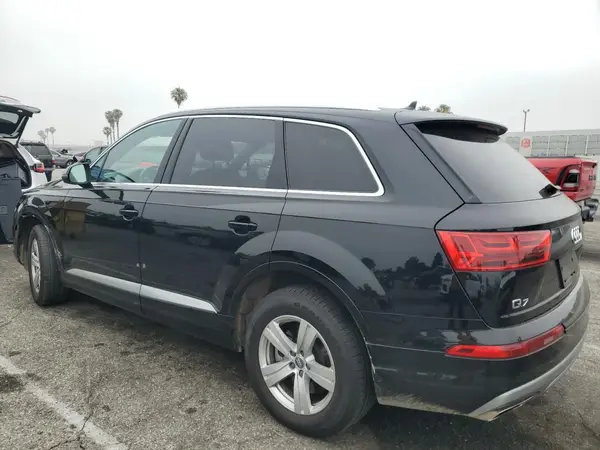 WA1LHAF7XJD018509 2018 AUDI Q7 - Image 2