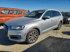 WA1LHAF7XJD038646 2018 AUDI Q7