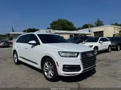 WA1LHAF7XJD045466 2018 AUDI Q7